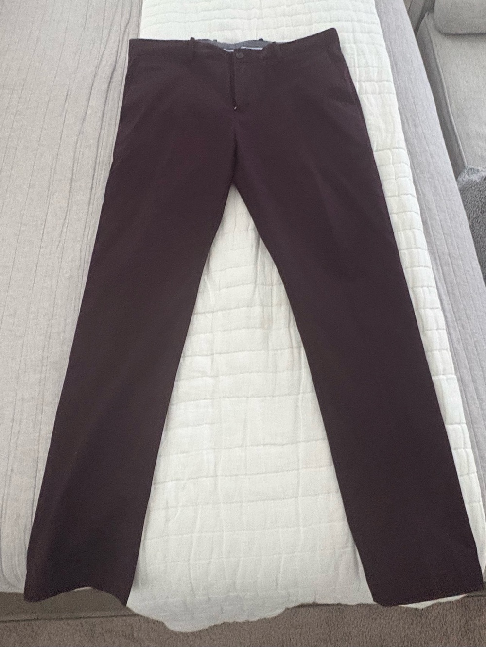 Perry Ellis Men's Dress Pants in Burgundy 36W X 32L